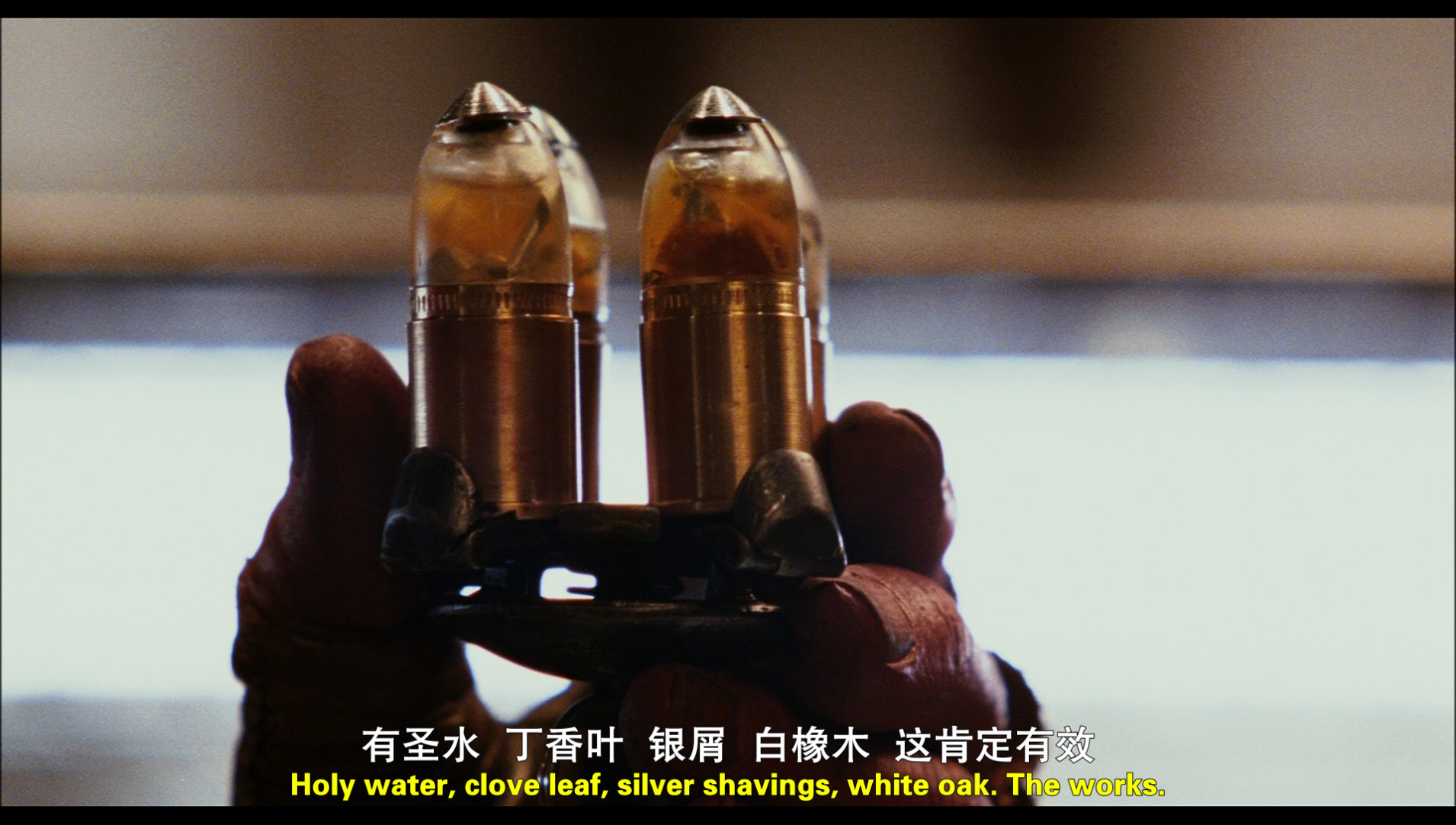 [地狱男爵1].Hellboy.2004.HK.BluRay.1080p.AVC.TrueHD.5.1-Dolala@CHDBits[41.48G]-4.jpg